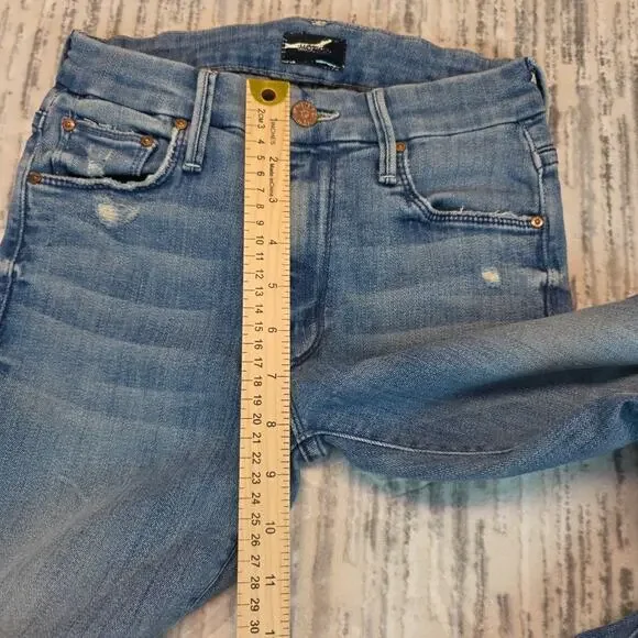 MOTHER Looker Ankle Step Fray Jeans Womens Light Blue Sz 23